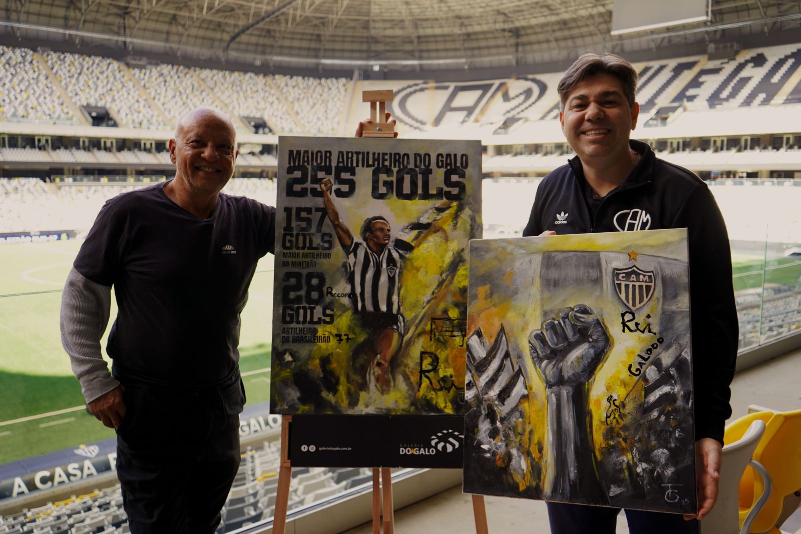 O Rei recebeu suas obras!